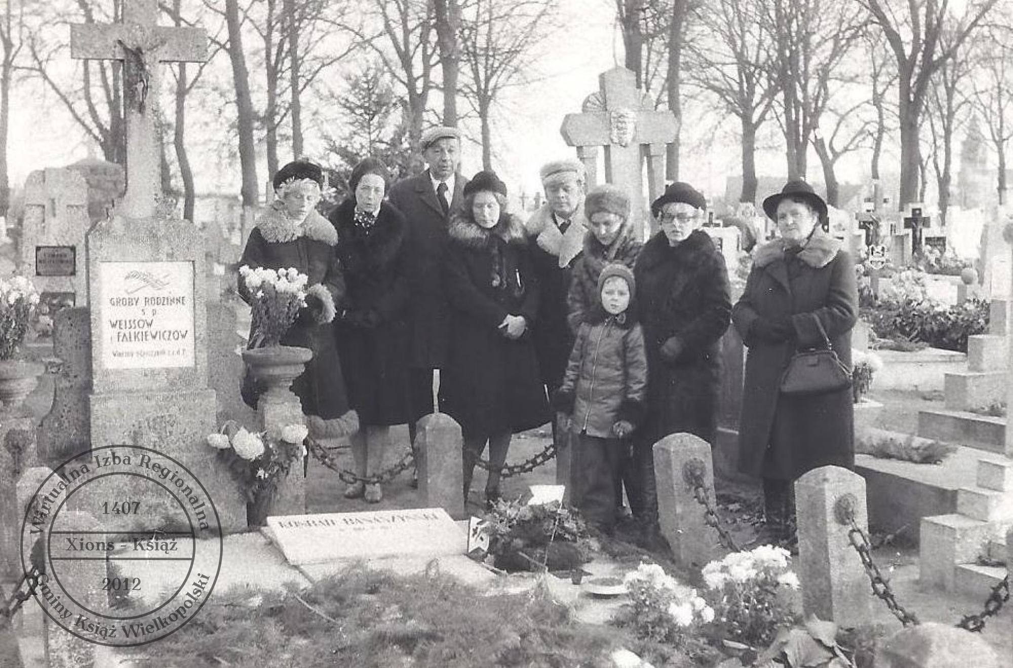 Rodzina Banaszyńskich. Książ, 1977 r.