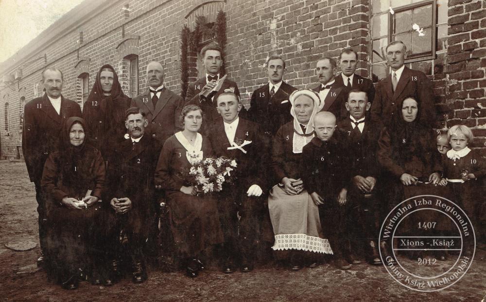 Ślub Stanisława Tomczak i Stanisław Jakubowski. Chwałkowo Kościelne, 1935 r.